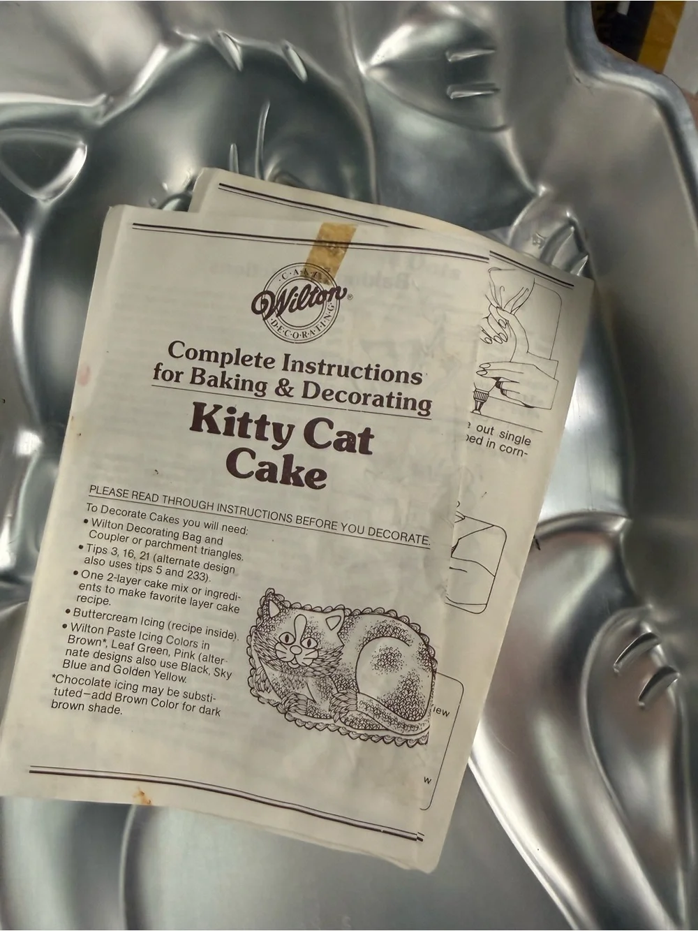 Wilton Kitty Cat Cake Pan 1987, Model #2105-1009